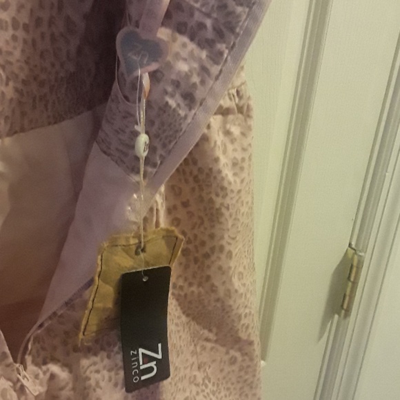 Dress - Picture 3 of 6